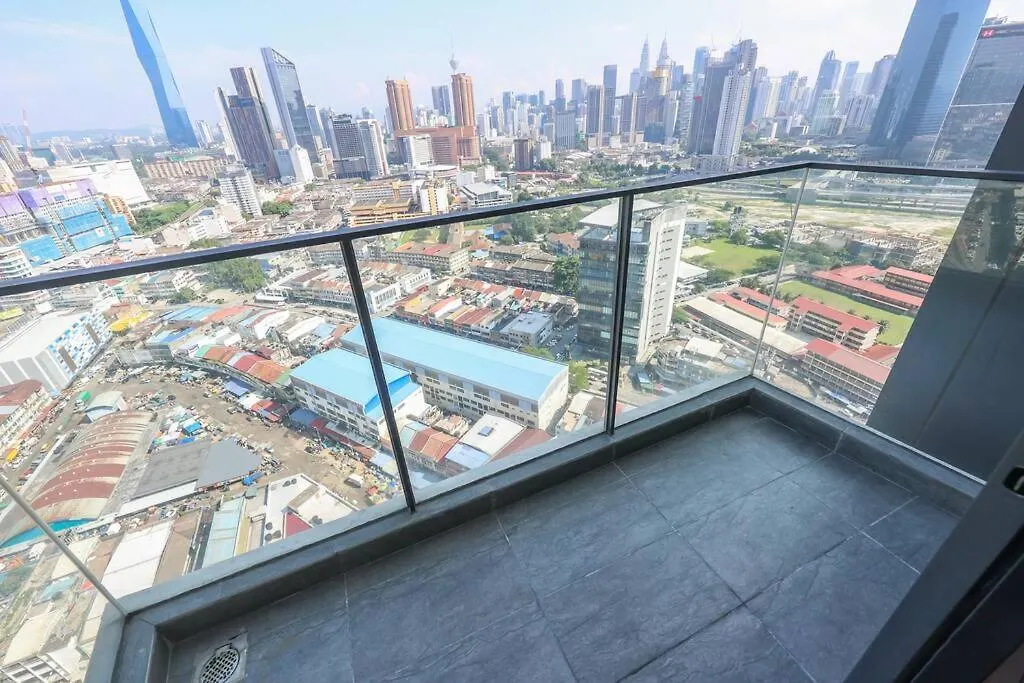 Continew Trx Corner House +2 Balconies +2 Rooms Kuala Lumpur