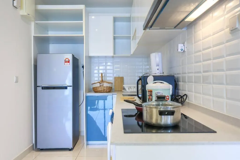 Continew Trx Corner House +2 Balconies +2 Rooms Kuala Lumpur Daire