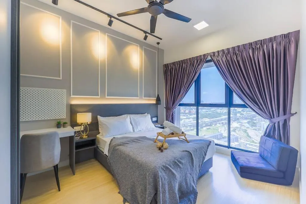 Continew Trx Corner House +2 Balconies +2 Rooms Kuala Lumpur