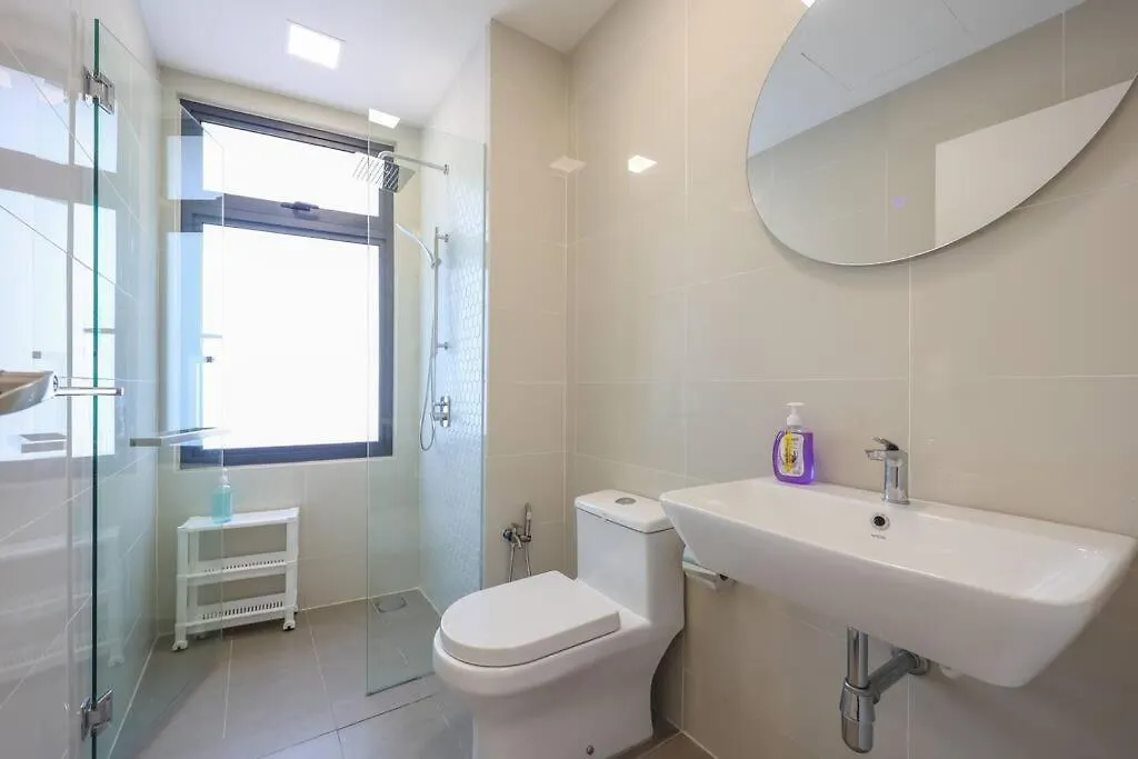 Continew Trx Corner House +2 Balconies +2 Rooms Kuala Lumpur Daire
